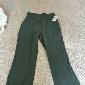 Nwt mono b pants
